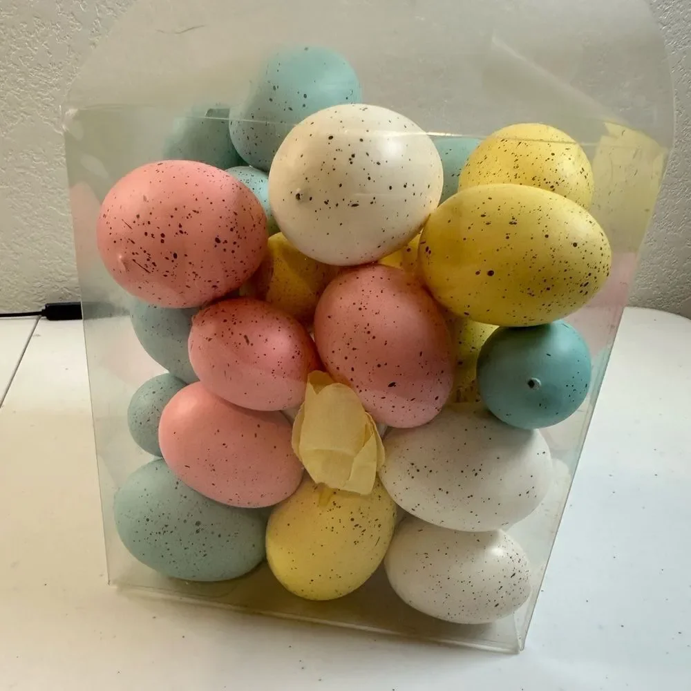 EUC - Speckled Easter Egg Decoration Set - Yellow, Blue, Pink, White